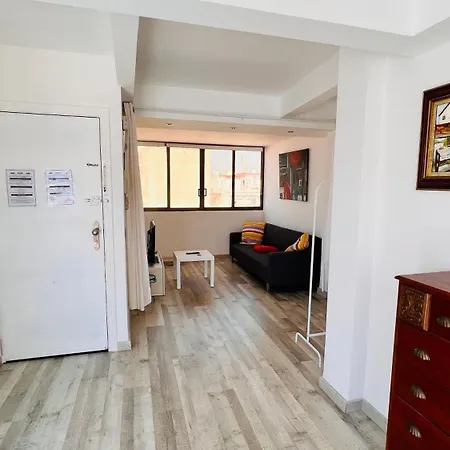 Atico Con Vistas En El Casco Antiguo De Benidorm Apartment Exterior photo
