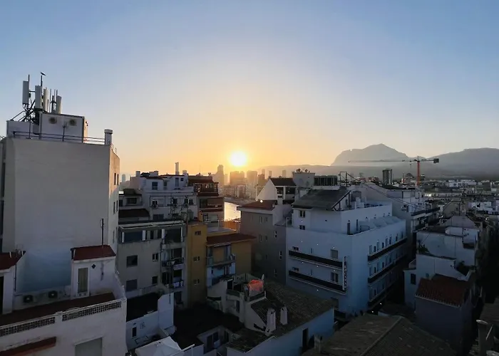 Atico Con Vistas En El Casco Antiguo De Benidorm